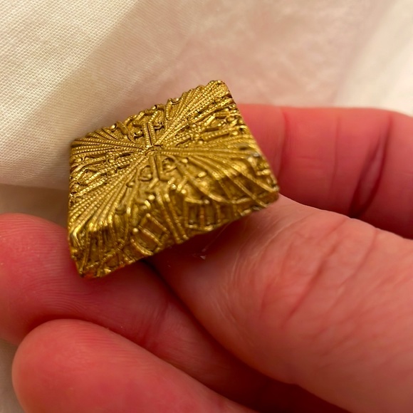 Vintage couture Givenchy Paris New York City 1980’s clip on earrings - Picture 6 of 8